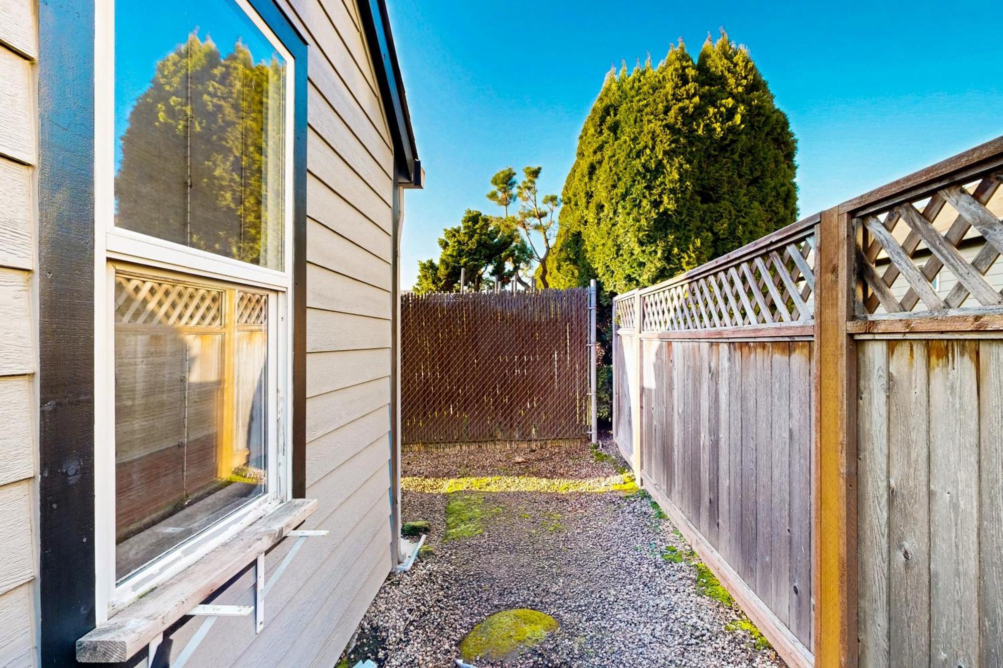 Tina'S Cottage Dundee Exterior photo